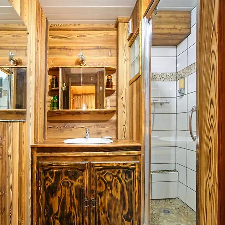 Lou Murgis Chalet *
