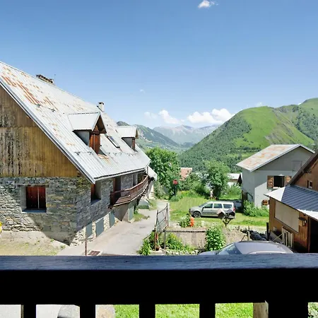 Lou Murgis Chalet